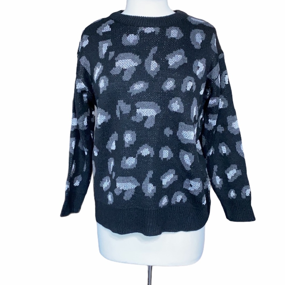 Kendall + Kylie Animal Print Knit Sweater Size S